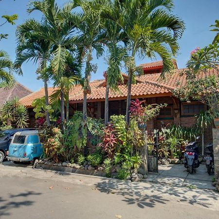 Oyo 3362 Pondok Betah Syariah Bandung Exterior foto