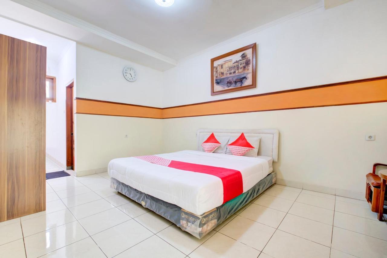 Oyo 3362 Pondok Betah Syariah Bandung Exterior foto
